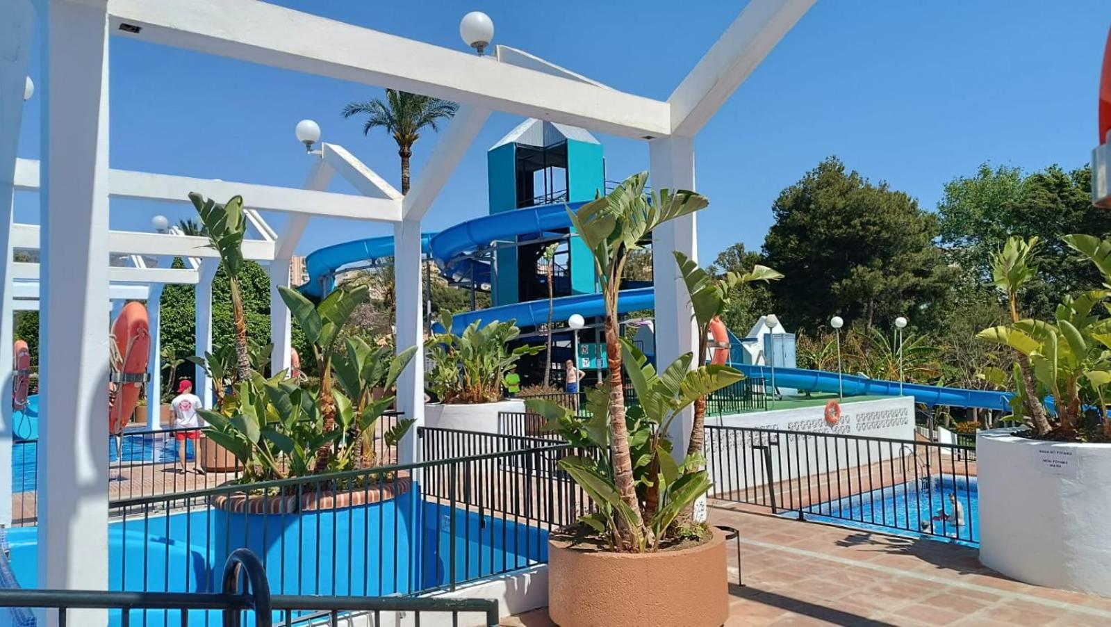 בנאלמדנה Benal Beach Vista Al Mar, Piscina Templada מראה חיצוני תמונה