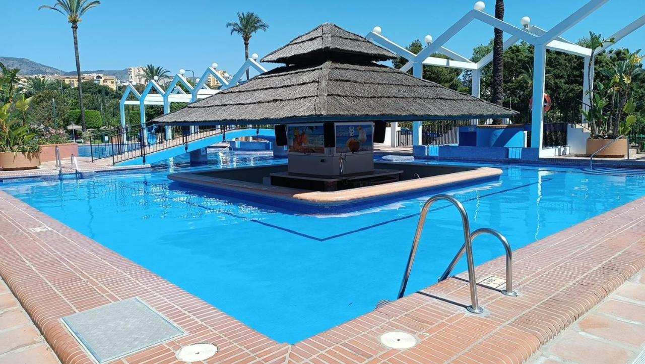 בנאלמדנה Benal Beach Vista Al Mar, Piscina Templada מראה חיצוני תמונה