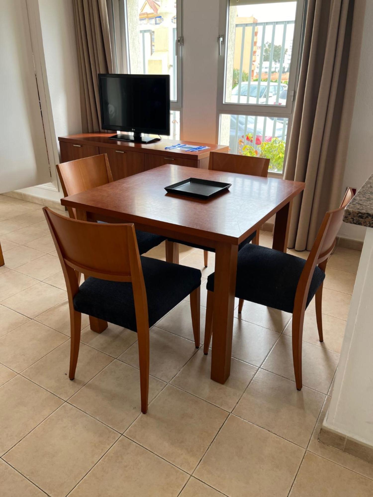 בנאלמדנה Benal Beach Vista Al Mar, Piscina Templada מראה חיצוני תמונה