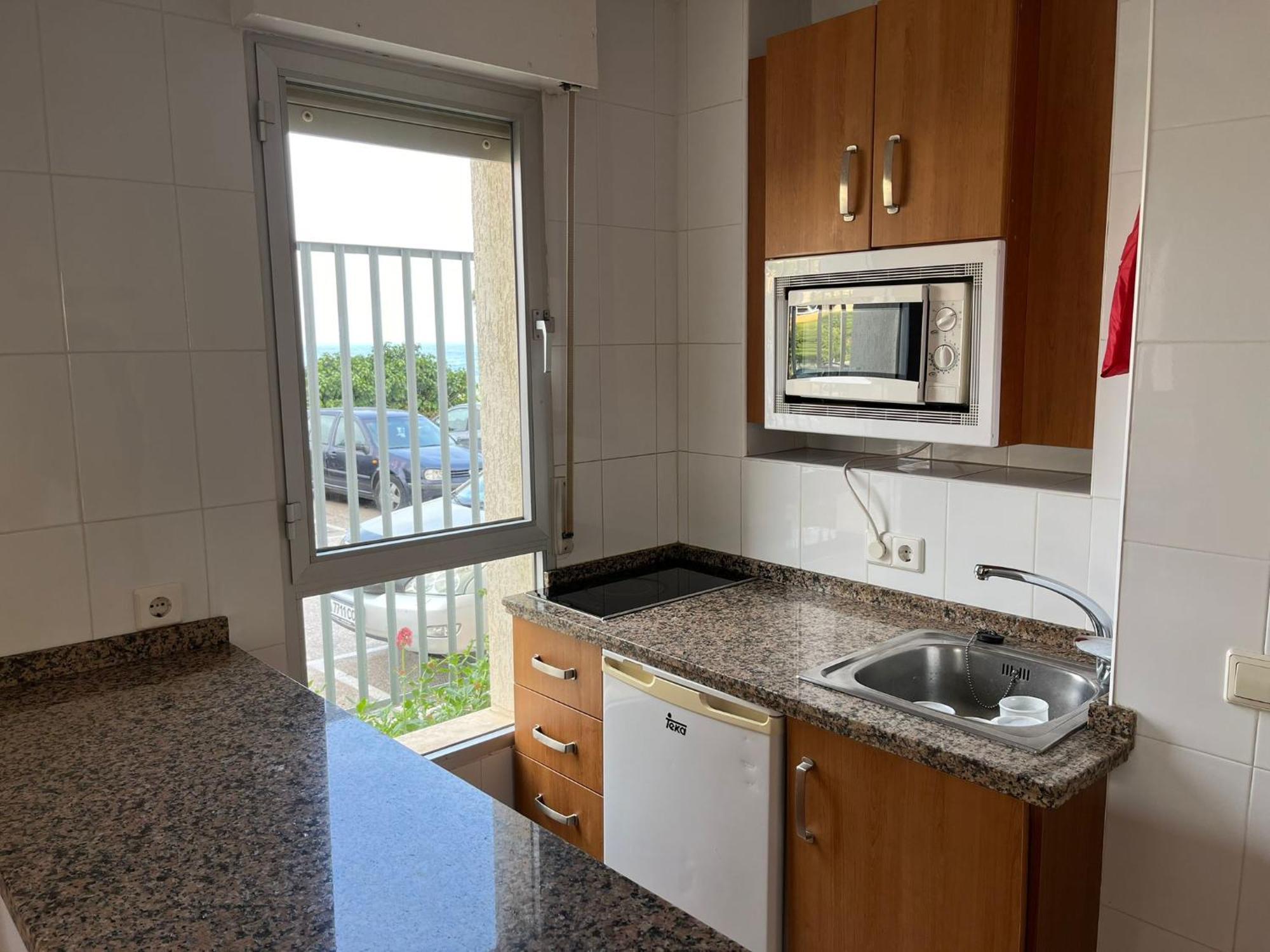 בנאלמדנה Benal Beach Vista Al Mar, Piscina Templada מראה חיצוני תמונה